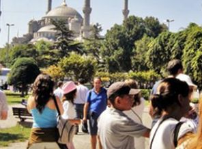 Rus turizm devi battı, müşteriler zorda