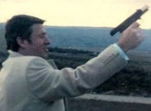 Şentürk silahını çekip Netanyahu'ya seslendi