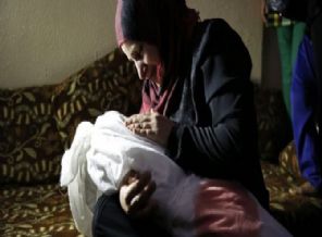 Razel bebek yaşam savaşını kaybetti