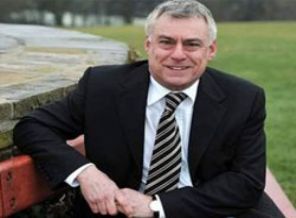 Gazze yanlısı tweet atan İngiliz vekile soruşturma