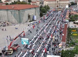 Sivas'ta 1.5 kilometrelik tek sofra