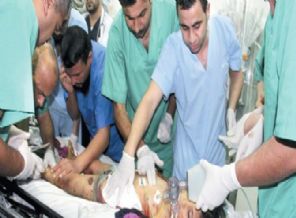 Gazze'de doktorsuzluktan el ayak kesiyorlar