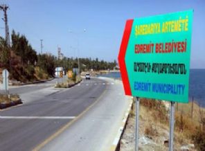 Kürtçeden sonra Ermenice tabela