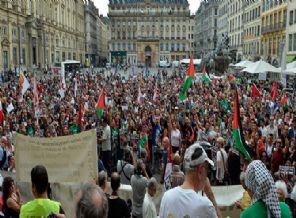 Paris’te Gazze’ye destek gösterisi
