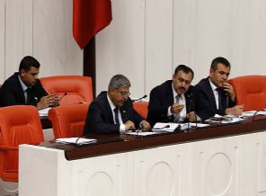 Eroğlu: Yolsuzluk diye bir şey yok