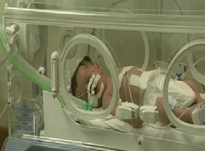 Anne karnında bombaların hedefi oldu