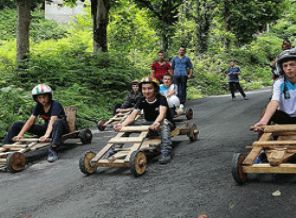 'Laz arabaları' yarıştı