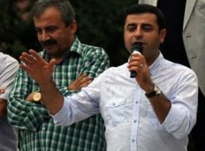MHP'li vekilden Selahattin Demirtaş'a övgü