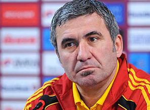 Hagi'nin golü açık ara önde