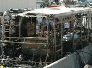 Trafikte yanan otobüslerin nedeni gazlı yağ