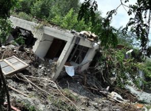 Nepal'de toprak kayması: 6 ölü