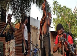 Seleka ve anti-Balaka grupları arasında çatışma: 22 ölü