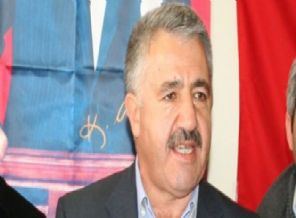 AK Partili vekiller trafik kazası geçirdi