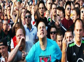 İslam'a küfür Feyenoord'u karıştırdı!