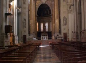 Nijerya'da kiliseye saldırı: 1 ölü