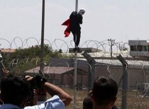 Bayrak indirilen komutanlık lağvedildi