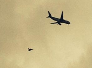 Yolcu uçağında bomba alarmı