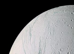 Ay neden limon şeklinde?