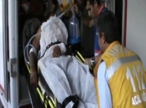 Esed'in askerleri Türkiye'ye sığındı