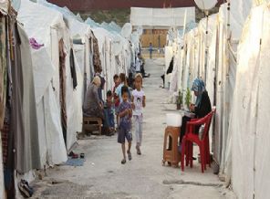 Türkiye Suriyeli Türkmenlere sahip çıkıyor