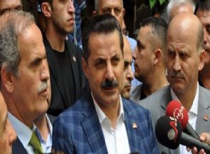 Bakan Çelik: 14 parti miting yapamıyor