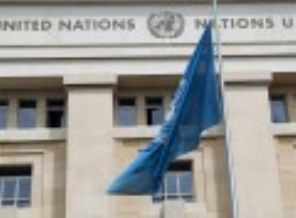 BM bayrağını yarıya indirdi