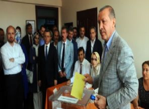 Başbakan'ın sandığından kim çıktı?