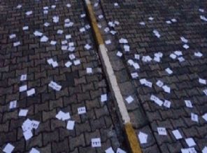 İhsanoğlu'na oy kullanılmış binlerce pusula bulundu