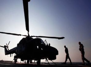 Sandığa helikopterle gittiler