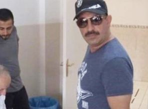 Ünlü komedyen erkenden sandık başına gitti