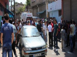 Antep’te Suriyelilere saldırı: Suriye plakalı araçlar ateşe verildi