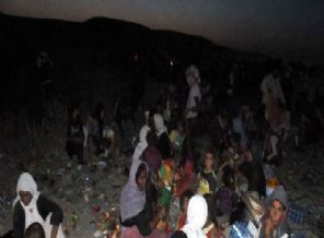 IŞİD'den kaçan Ezidiler bebeklerini kanla besliyor