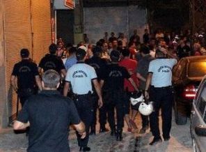 Kilis'te Suriyelileri taşladılar