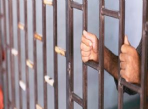 Suudi Arabistan'da savaşa gidenlere hapis cezası