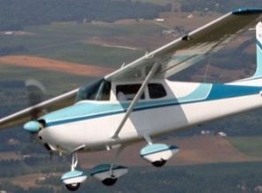 Ankara'da eğitim uçağı düştü