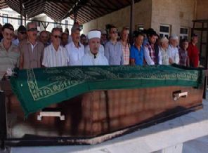 'Ateş Böceği Yalçın' toprağa verildi