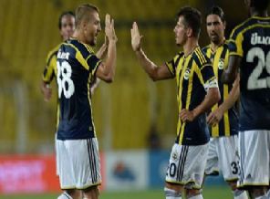 Fener frikikten vurdu!