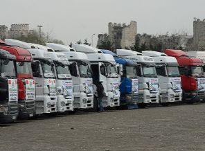 İHH Suriye'ye bir ayda 40 tır yardım ulaştırdı