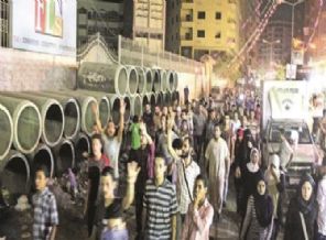 Cuntaya direniş sürüyor