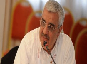 'AK Parti'yi bir kaç askeri darbeden kurtardık'