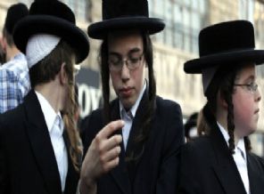 İhtida eden Musevilere mahalle baskısı