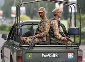 İslamabad'da ordu 'yüksek alarma' geçti