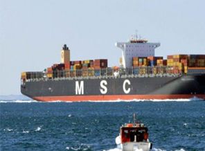 'MSC London' Boğaz'ı kapattı