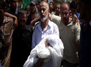 Hamas lideri eşini ve çocuklarını toprağa verdi