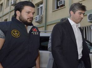 Polis müdürü teslim oldu