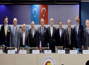 Uygur Özerk Bölgesi'ndeki uygulamalar zulme dönüştü