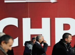 CHP’nin yapması gereken kongre değil