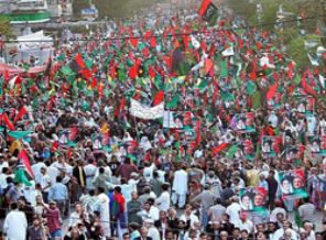 Pakistan başbakanına ordudan ultimatom