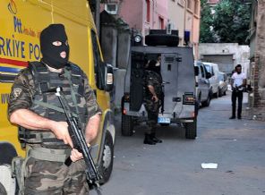 Dev uyuşturucu operasyonunda gözaltılar