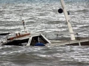 Libya'da tekne battı: 170 kayıp